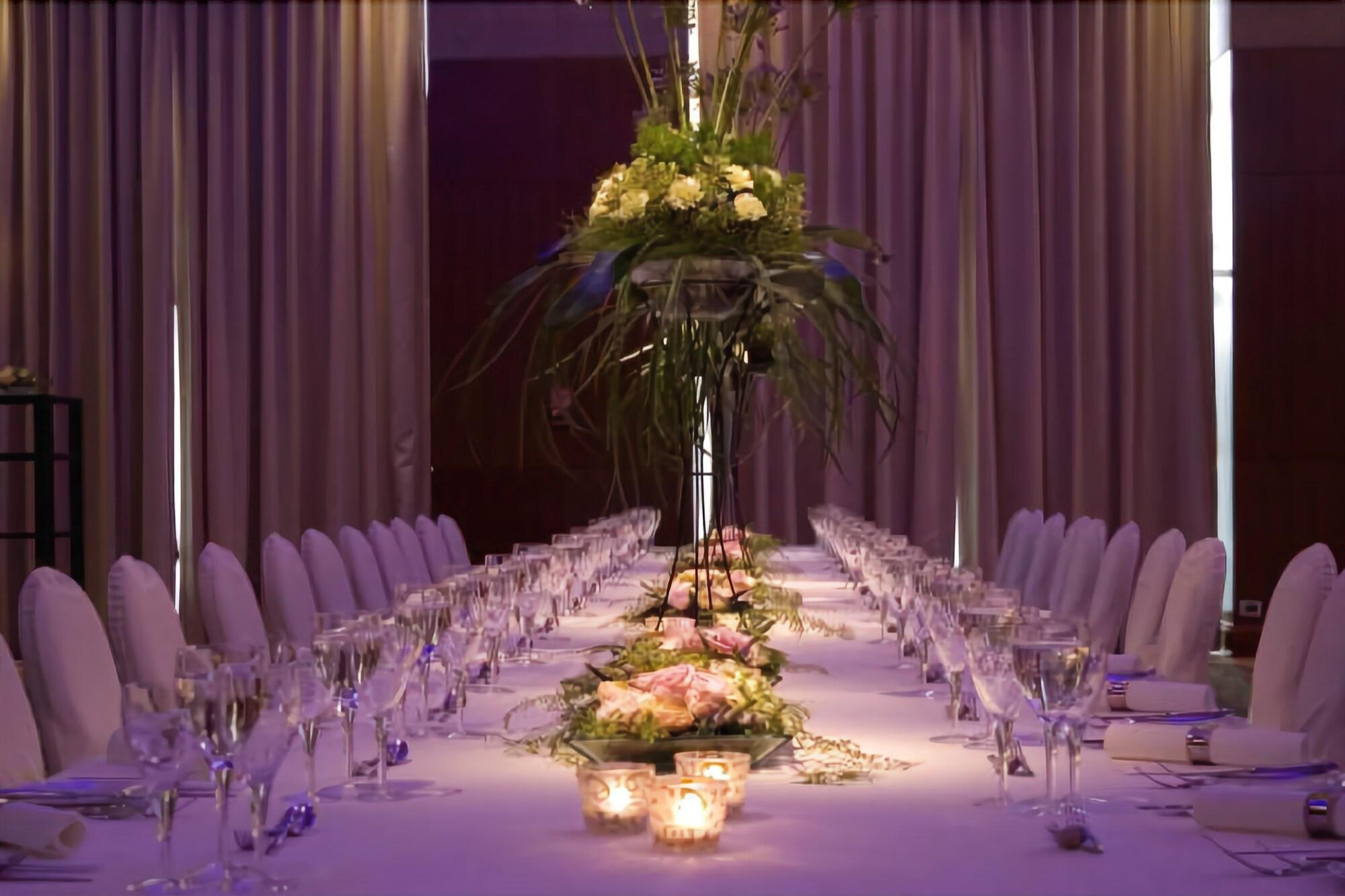فندق ذا مونتكالم آت بريويري لندن سيتي المظهر الخارجي الصورة The table at the 2008 Nobel Prize dinner