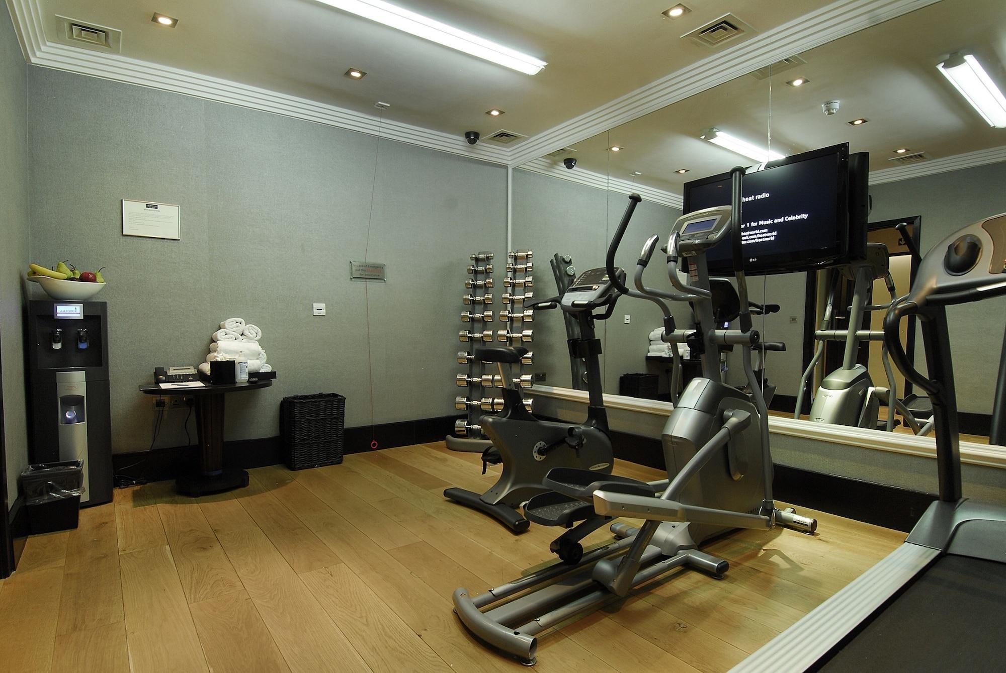 فندق ذا مونتكالم آت بريويري لندن سيتي المظهر الخارجي الصورة The gym at the hotel