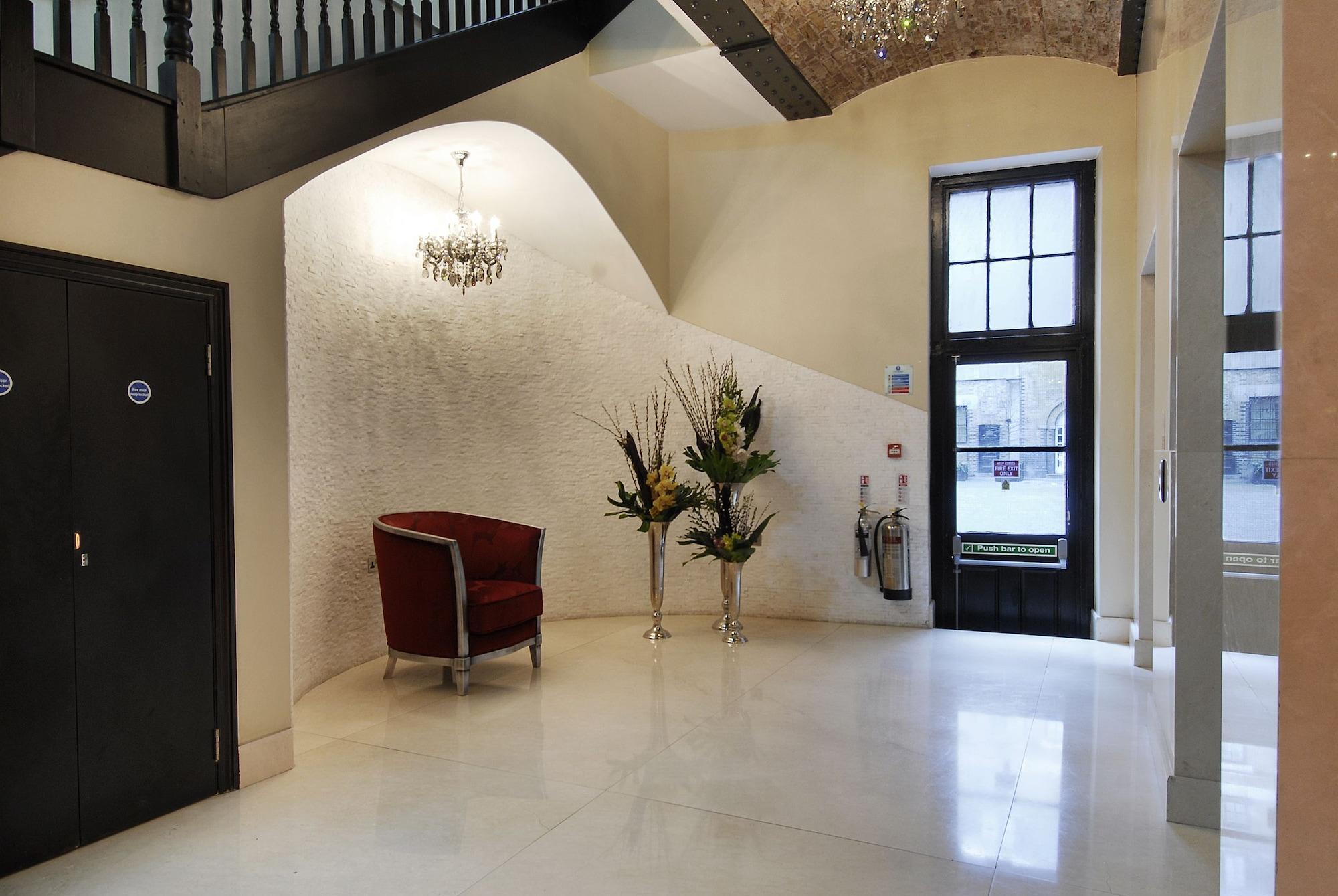 فندق ذا مونتكالم آت بريويري لندن سيتي المظهر الخارجي الصورة Entrance Hall
