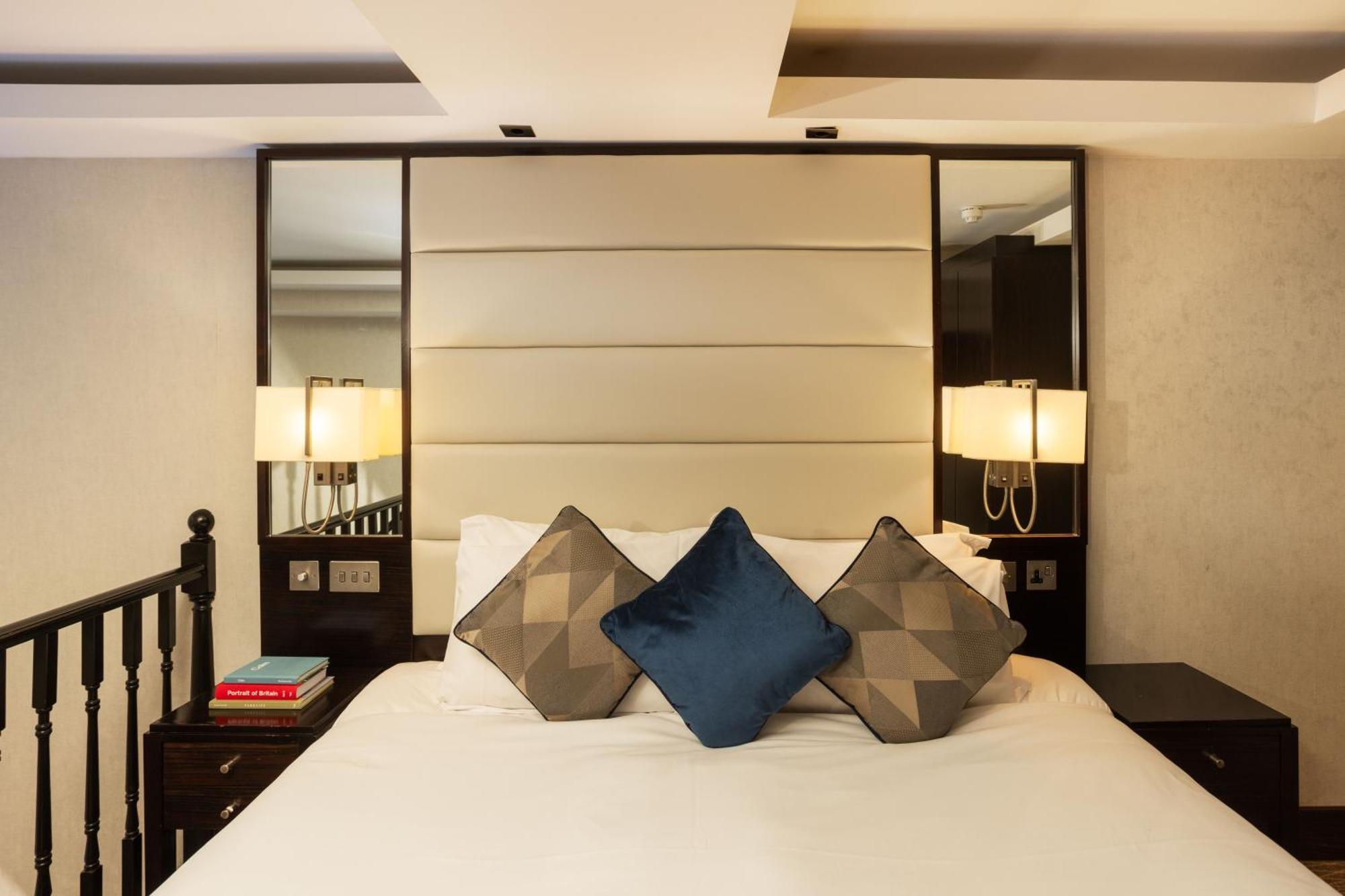 فندق ذا مونتكالم آت بريويري لندن سيتي المظهر الخارجي الصورة A bedroom at the hotel