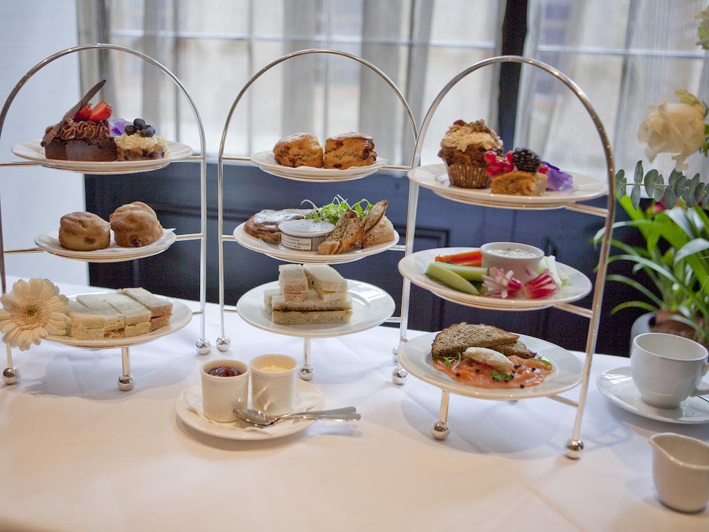 فندق ذا مونتكالم آت بريويري لندن سيتي المظهر الخارجي الصورة Afternoon tea at the InterContinental London Park Lane